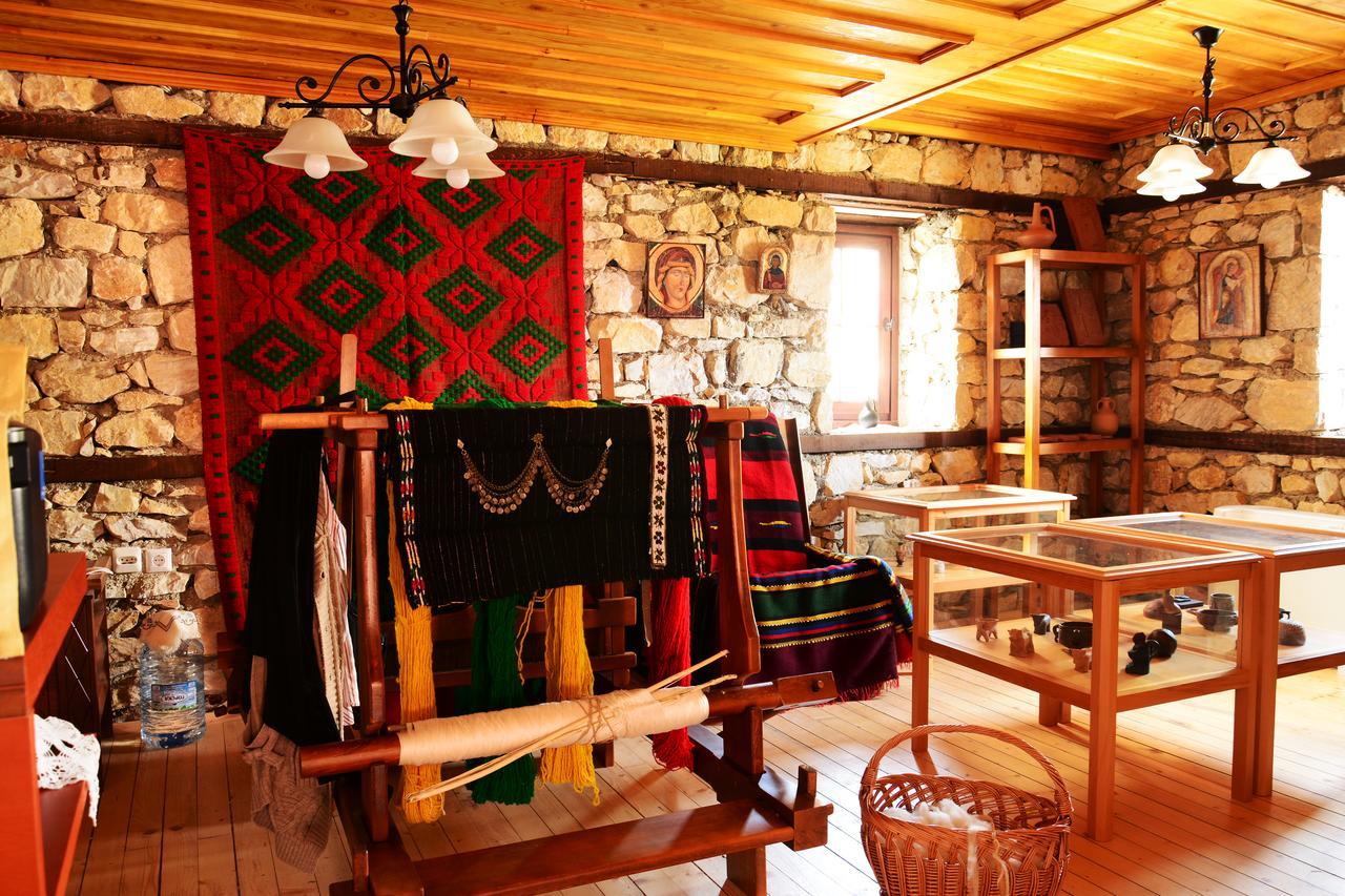Macedonian Village Hotel & Resort Gorno Nerezi Exterior photo
