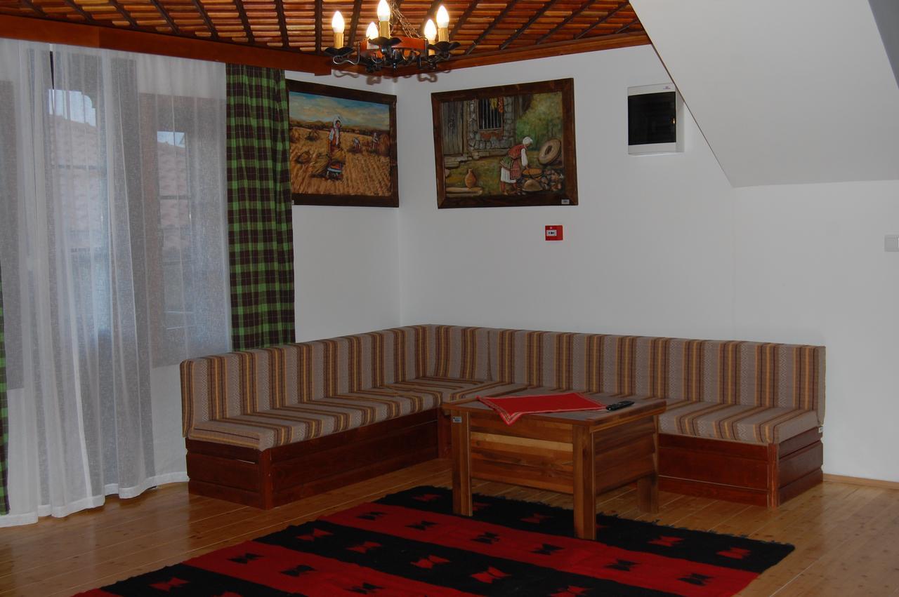 Macedonian Village Hotel & Resort Gorno Nerezi Exterior photo